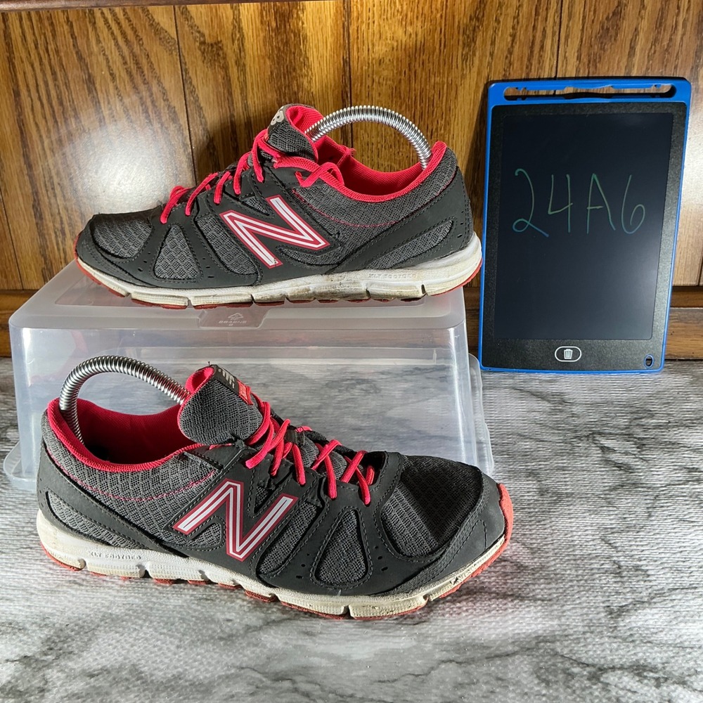 New Balance 550v3‎ Womens Running Shoes Gray Pink Sneakers Size 9.5